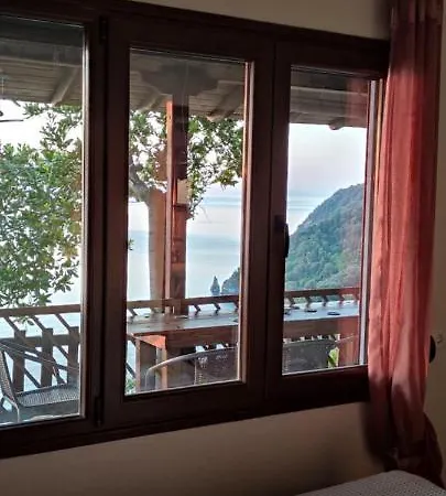 Holiday home Balcony On The Rocks Agioi Saranta