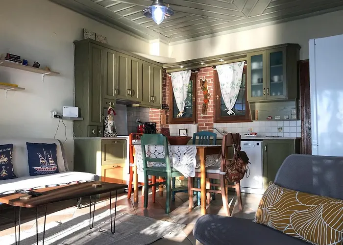 Balcony On The Rocks Dom wakacyjny Agioi Saranta