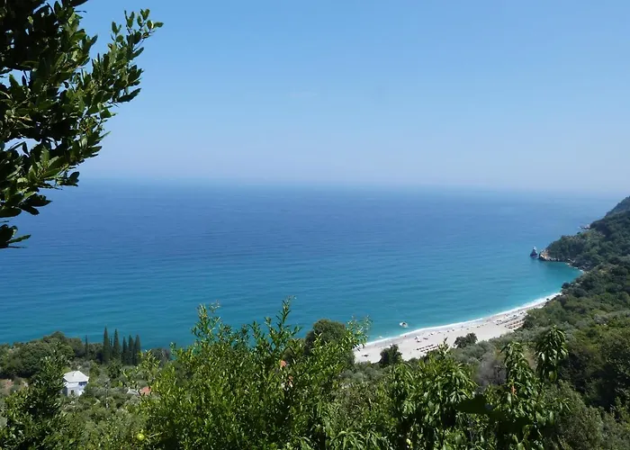 بيت للعطل Balcony On The Rocks Agioi Saranta