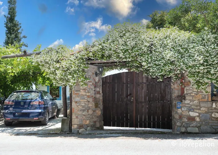 Balcony On The Rocks * Agioi Saranta