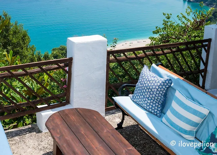 Dom wakacyjny Balcony On The Rocks Agioi Saranta